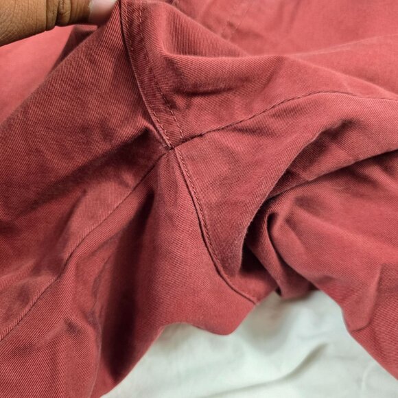 Volcom Corpo Class Mens Chino Shorts Size 36 Red Casual Lightweight Outdoors - Picture 5 of 9